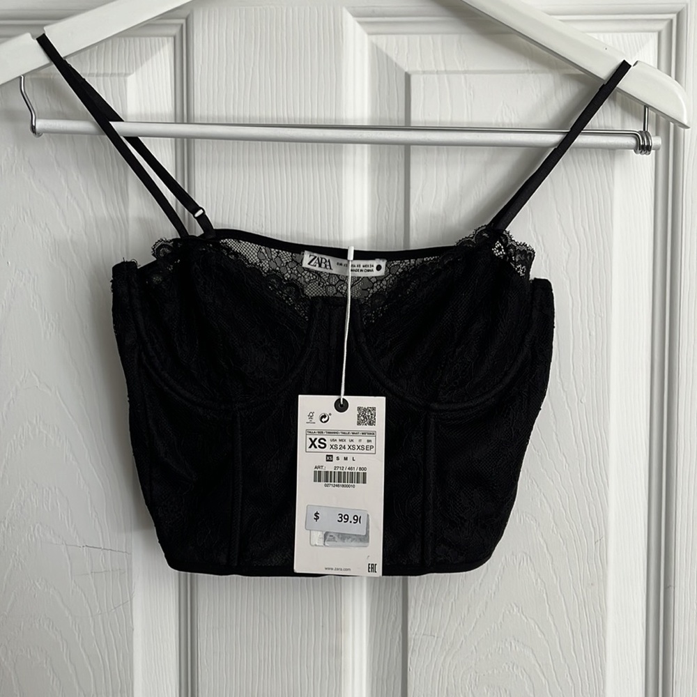 NWT black Bustier top with adjustable straps and zipper. - Picture 2 of 7